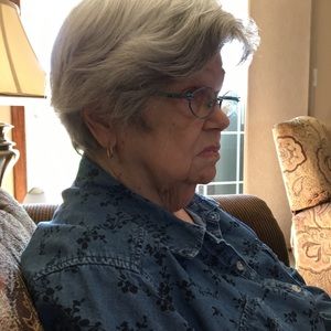 Meet your Posher, Carolyn